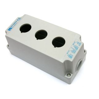 Kaseta włącznika M22 - K3 pusta